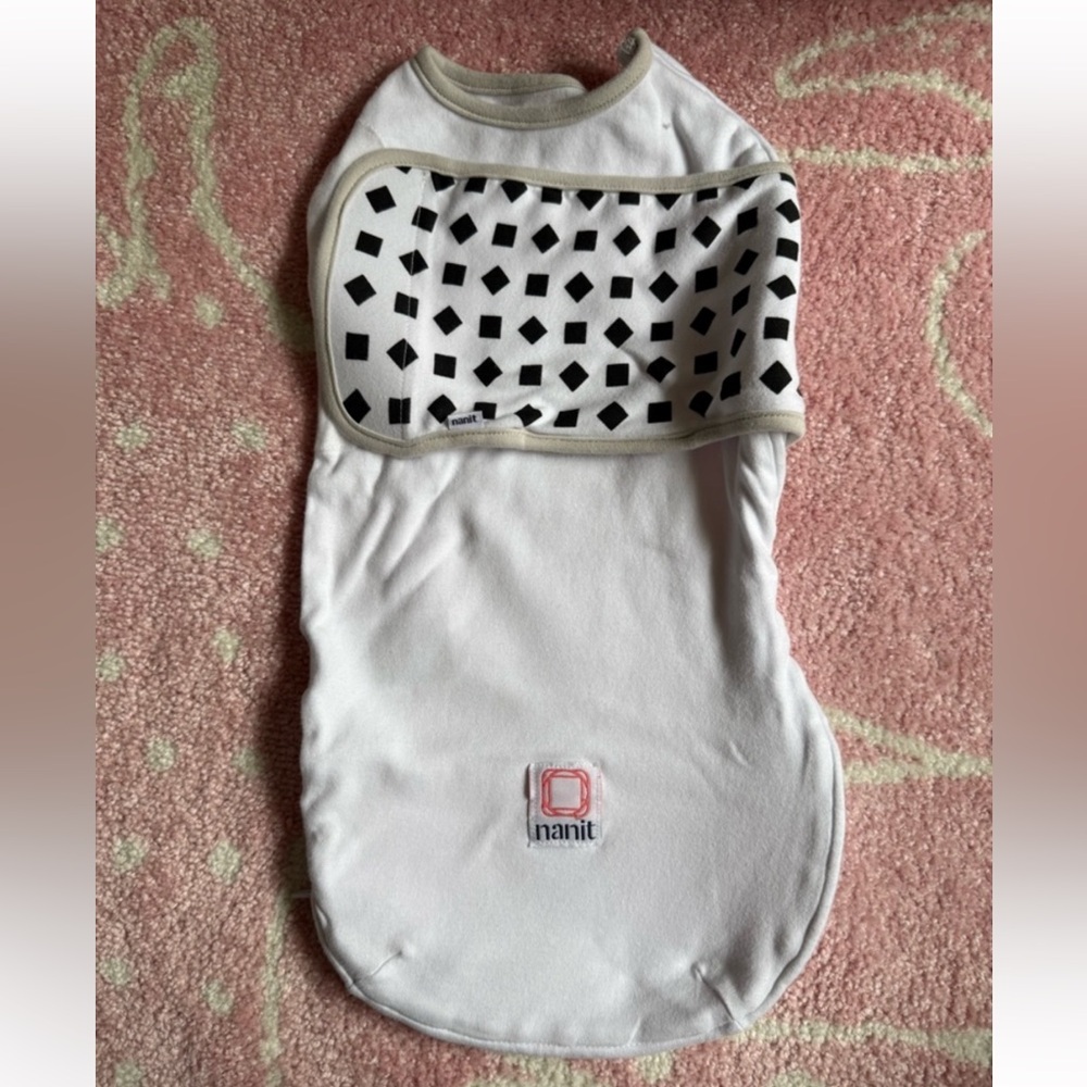Nanit White Baby Swaddle 0-3 months